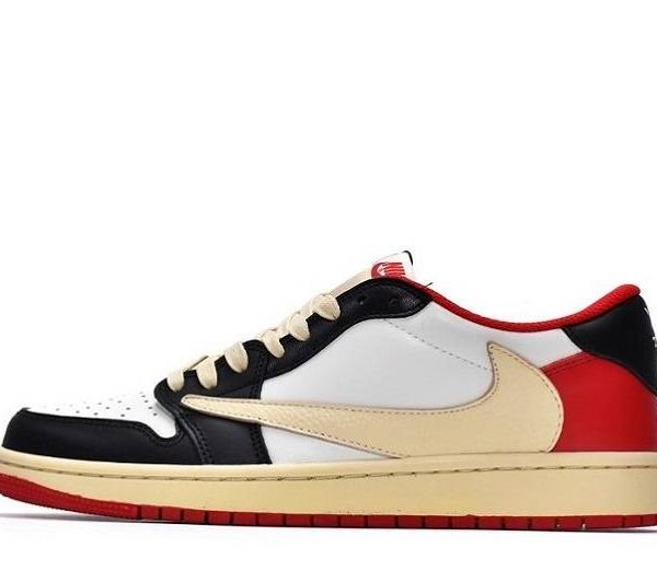 Travis Scott Jordan 1 Low “Black Red”