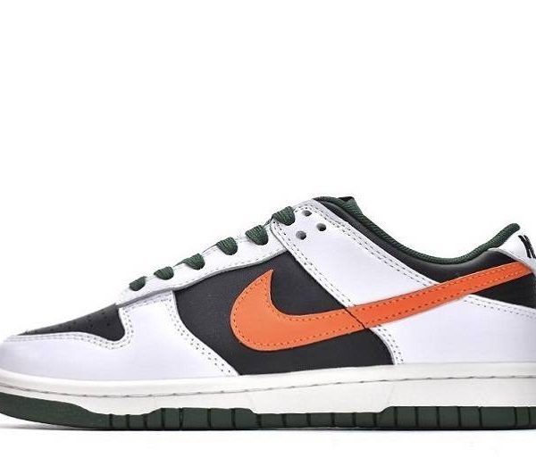 Nike Dunk Low “White Black Green”