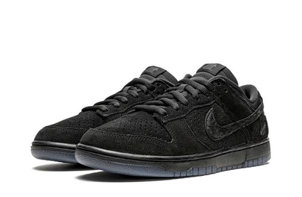 Undefeated Dunk Low “Black”