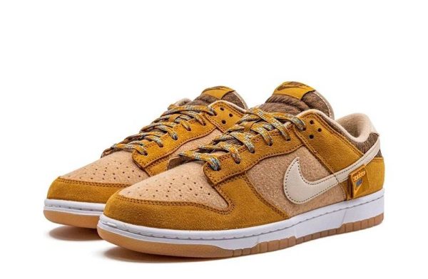 Dunk Low SE "Teddy Bear Praline"