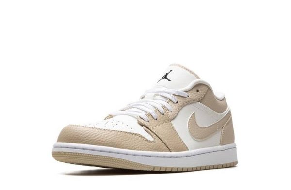 Air Jordan 1 Low SE "Heavy Tan Leather"