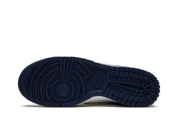 Dunk Low "Midnight Navy"