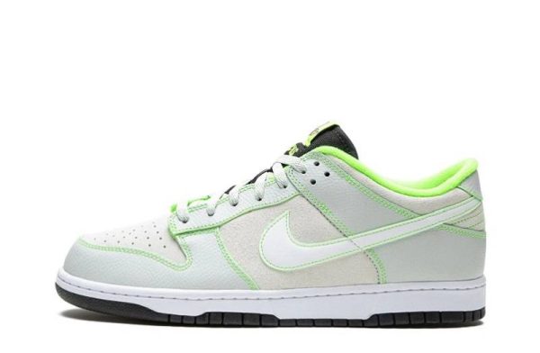 Nike Dunk Low "University of Oregon" PE (2023)