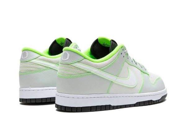 Nike Dunk Low "University of Oregon" PE (2023)