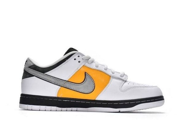 SB Dunk Low “White Yellow Green”