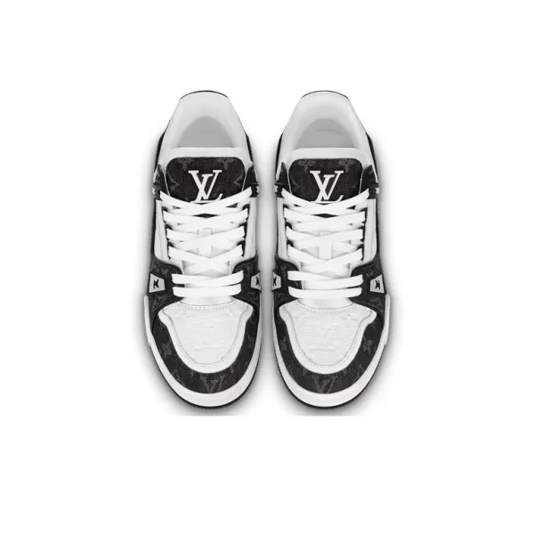 LOUIS VUITTON Trainer Leather Trendy Non-slip Low-top Lifestyle Shoes Black and White