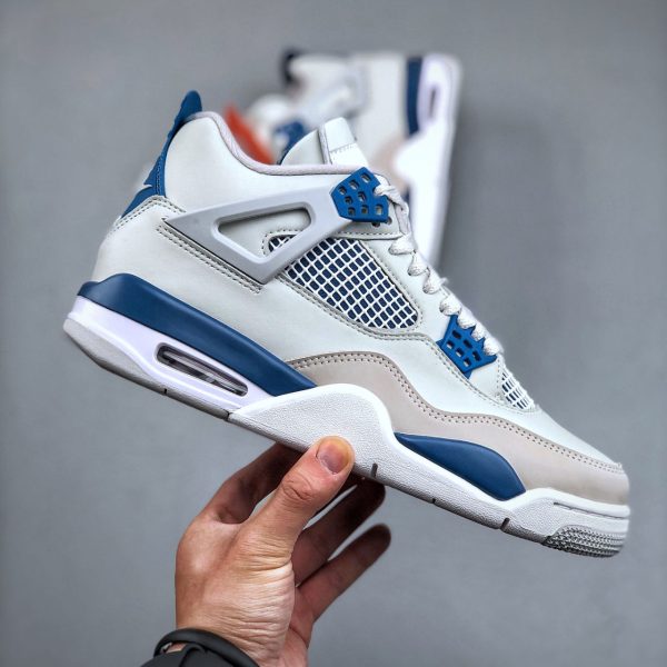 Air Jordan 4 Retro Military Blue