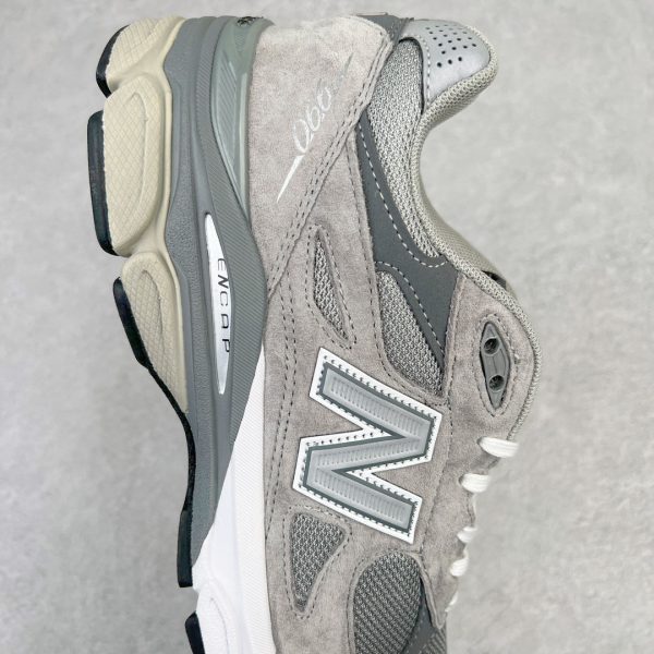 New Balance M990G NB990V3