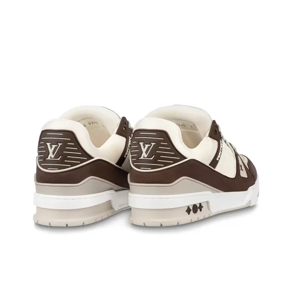 LOUIS VUITTON Trainer Round Toe Lace-Up Low-Top Sneakers Unisex Mocha